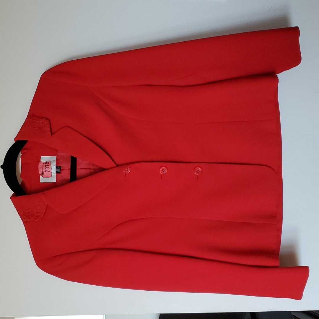 Red Kasper 2 Petite Skirt Suit